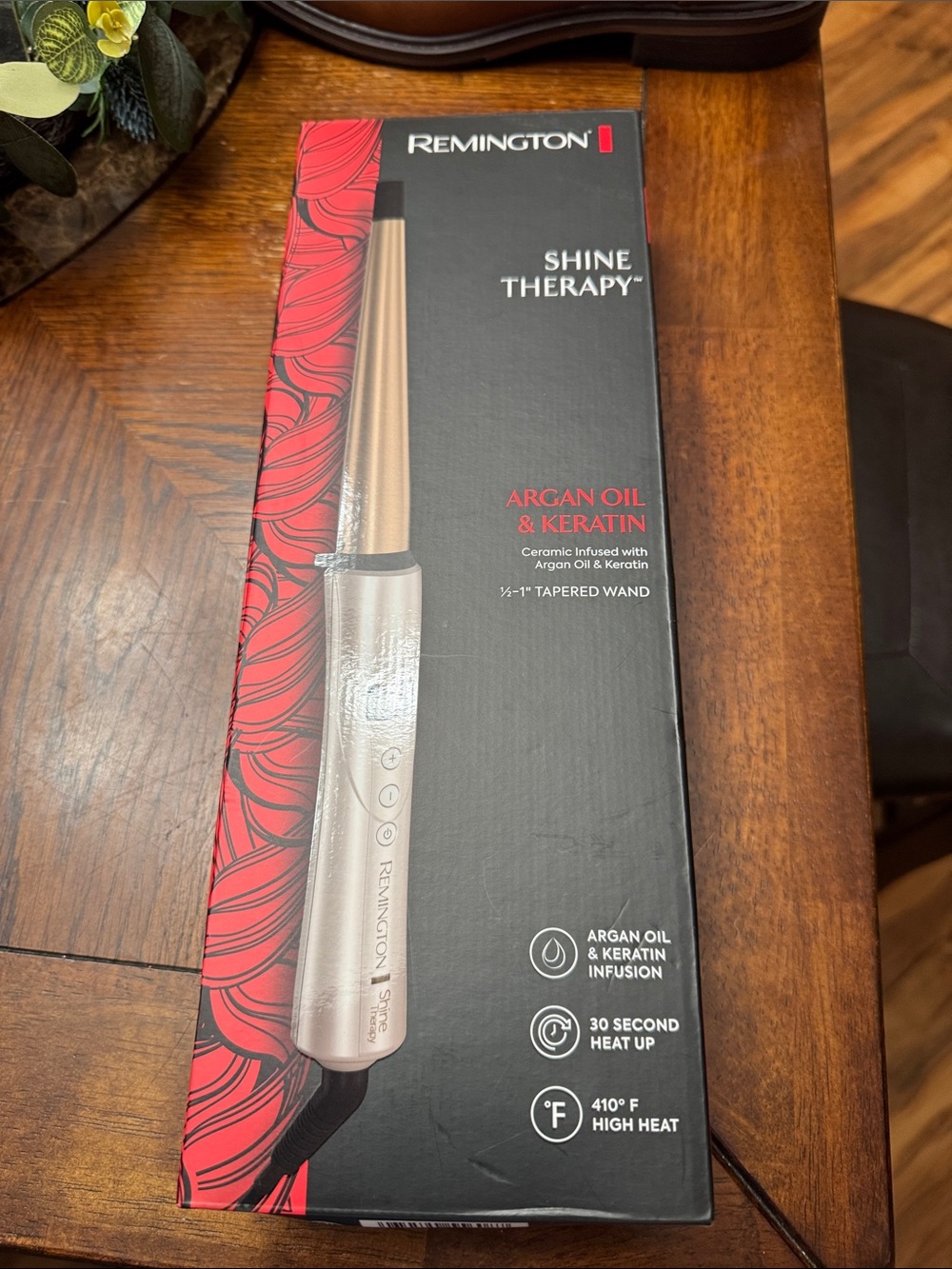 Remington Shine Therapy Ceramic Curling Wand in Rose Gold and Black